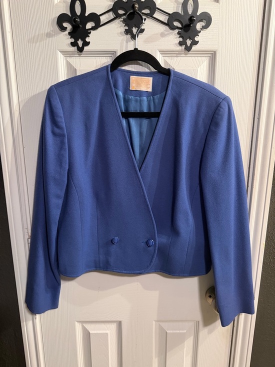 Pendleton Jackets & Blazers - Vintage Pendleton Women's Cropped Double-Button Blazer Jacket